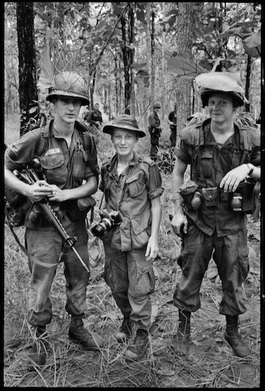 Catherine Leroy, une Française dans la guerre du Vietnam Catherine Leroy, une Française dans la guerre du Vietnam